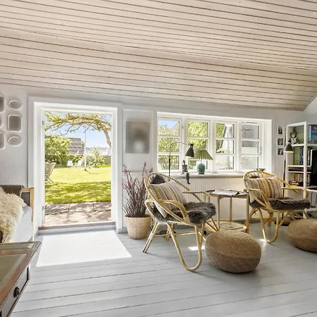 3 Bedroom Amazing In * Strandby